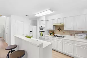 13248 Kerrville Folkway, Austin, TX 78729 - Photo 6