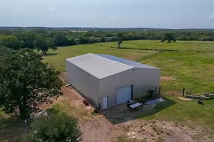 160 McVay Ln, Elgin, TX 78621 - Photo 8