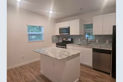 1104 N Hackberry Street, Lampasas, TX 76550 - Photo 16