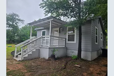 1104 N Hackberry Street, Lampasas, TX 76550 - Photo 2
