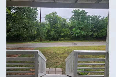 1104 N Hackberry Street, Lampasas, TX 76550 - Photo 6