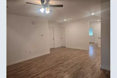 1104 N Hackberry Street, Lampasas, TX 76550 - Photo 22