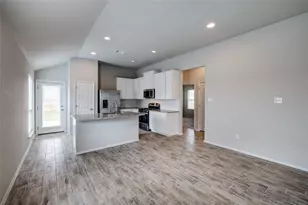 120 Lyndon Dr, San Marcos, TX 78666 - Photo 8