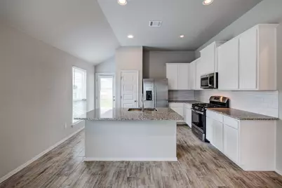 120 Lyndon Drive, San Marcos, TX 78666 - Photo 10