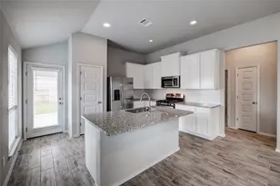 120 Lyndon Dr, San Marcos, TX 78666 - Photo 12