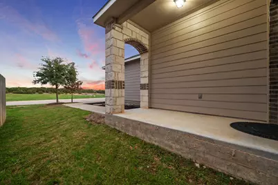 148 Presidential Path, Liberty Hill, TX 78642 - Photo 4