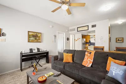 706 W 22nd Street #206, Austin, TX 78705 - Photo 4