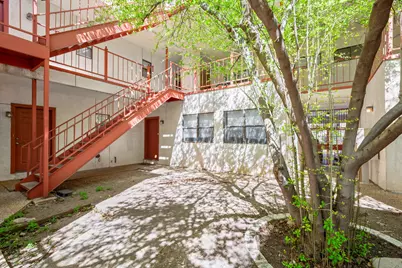 706 W 22nd Street #206, Austin, TX 78705 - Photo 16