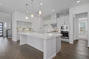 208 Lodestone Ln, Austin, TX 78738 - Photo 10