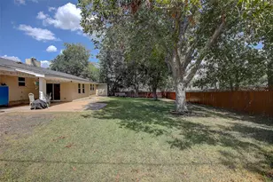 1902 E 18th St, Georgetown, TX 78626 - Photo 26
