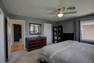 1902 E 18th St, Georgetown, TX 78626 - Photo 4