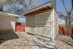 1902 E 18th St, Georgetown, TX 78626 - Photo 30