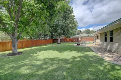 1902 E 18th Street, Georgetown, TX 78626 - Photo 38