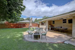 1902 E 18th St, Georgetown, TX 78626 - Photo 4