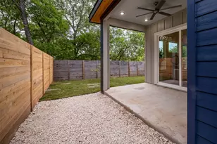 4513 S 3rd St, Austin, TX 78745 - Photo 28