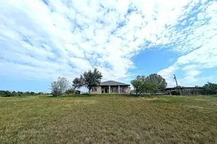 1644 Co Rd 139, Hutto, TX 78634 - Photo 18