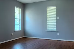 210 Loesch Dr, Elgin, TX 78621 - Photo 28