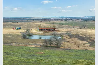 2884 Political Road, Lockhart, TX 78644 - Photo 4