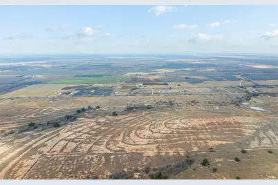 2884 Political Road, Lockhart, TX 78644 - Photo 32