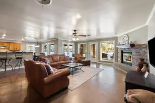 1922 Purple Sage Ln, Kingsland, TX 78639 - Photo 18