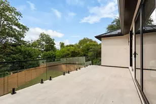 4700 Banister Ln, Austin, TX 78745 - Photo 36