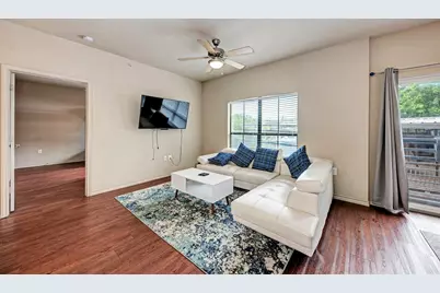 5117 N Lamar Boulevard #303, Austin, TX 78751 - Photo 2