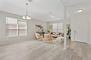 11853 Gaelic Dr, Austin, TX 78754 - Photo 2