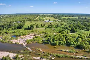 19811 W Ranch Road 152 Rd, Llano, TX 78643 - Photo 2