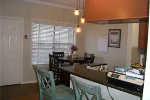 915 W 23rd St, Austin, TX 78705 - Photo 10