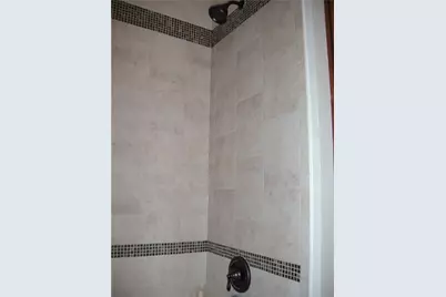 915 W 23rd Street #211, Austin, TX 78705 - Photo 18