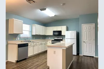 289 Lake Washington Drive, Kyle, TX 78640 - Photo 8