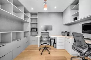 200 Congress Ave., Austin, TX 78701 - Photo 10