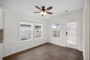 206 Addison Pl, Lockhart, TX 78644 - Photo 12