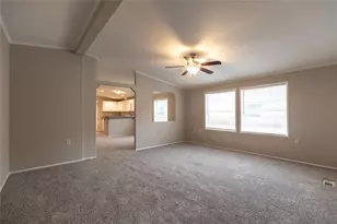 4612 Blue Meadow Dr, Austin, TX 78744 - Photo 4