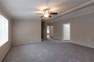 4612 Blue Meadow Dr, Austin, TX 78744 - Photo 4