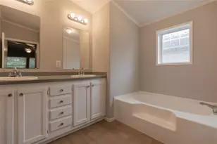 4612 Blue Meadow Dr, Austin, TX 78744 - Photo 12
