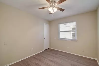 418 Linden Street #A, Bastrop, TX 78602 - Photo 18