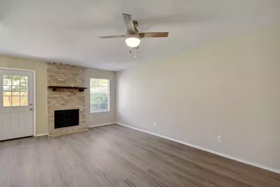 418 Linden Street #A, Bastrop, TX 78602 - Photo 6