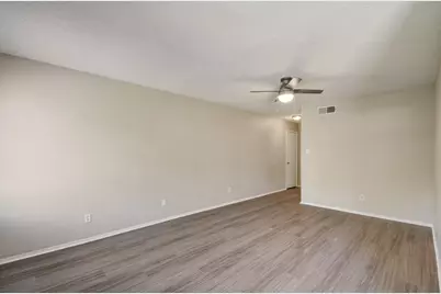 418 Linden Street #A, Bastrop, TX 78602 - Photo 8