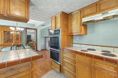 5804 Parkwood Drive, Austin, TX 78735 - Photo 12