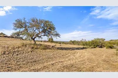 885 Stanton Road, Johnson City, TX 78636 - Photo 8