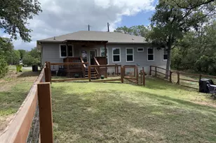 209 Iva Ln, Bastrop, TX 78602 - Photo 6