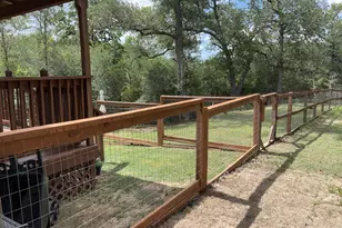 209 Iva Ln, Bastrop, TX 78602 - Photo 8