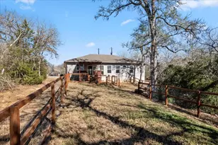 209 Iva Ln, Bastrop, TX 78602 - Photo 8
