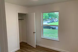 1400 Kamar Dr, Austin, TX 78757 - Photo 10