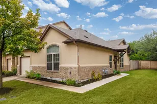 1701 S Bell Blvd, Cedar Park, TX 78613 - Photo 1