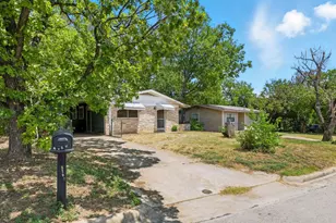 3709 Tower View Ct, Austin, TX 78723 - Photo 2