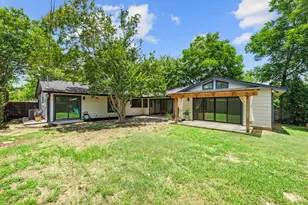 2611 East Side Dr, Austin, TX 78704 - Photo 32