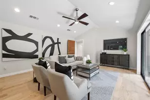 2611 East Side Dr, Austin, TX 78704 - Photo 10