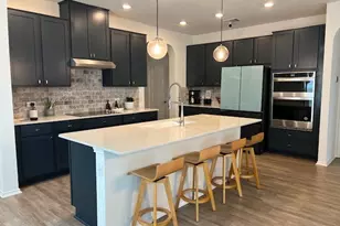 270 Kat Garnet Dr, Kyle, TX 78640 - Photo 2